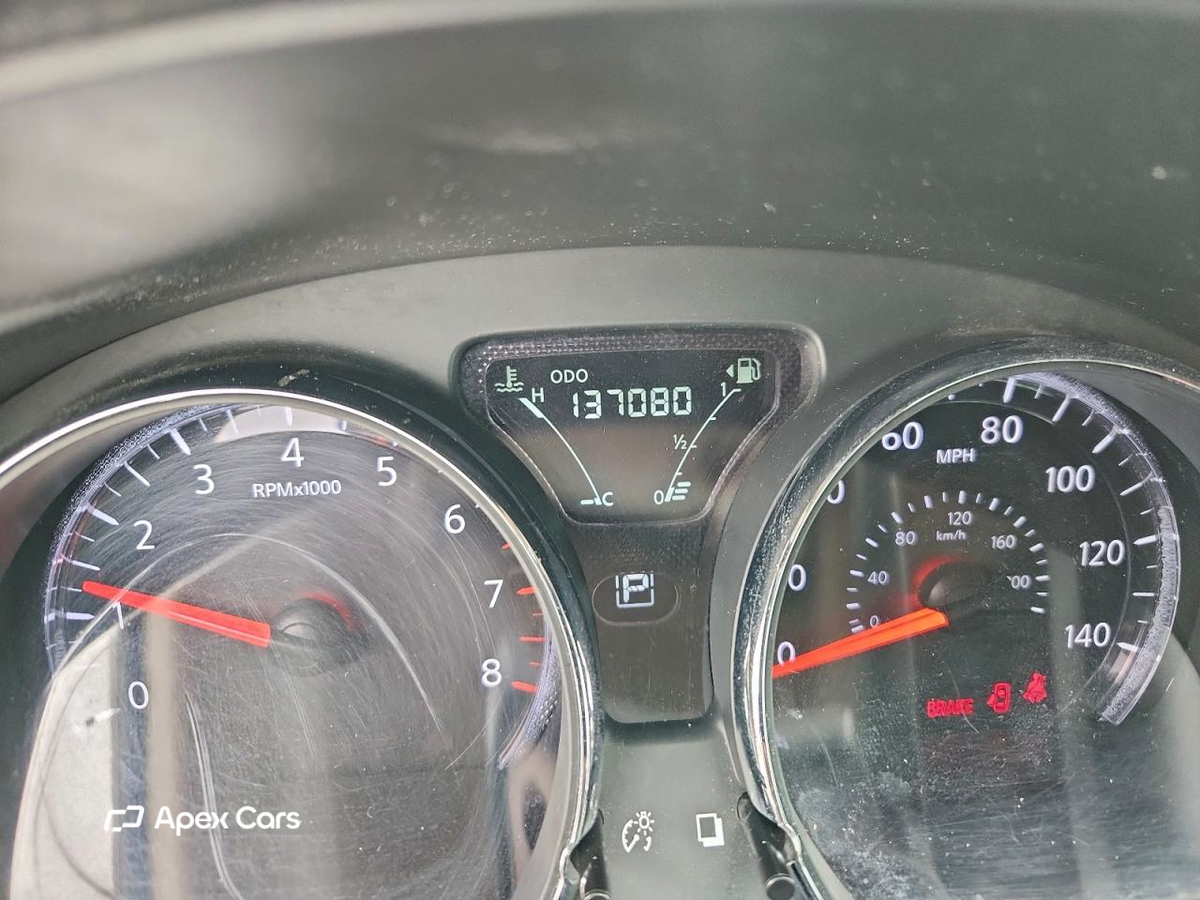 Nissan Versa 2016