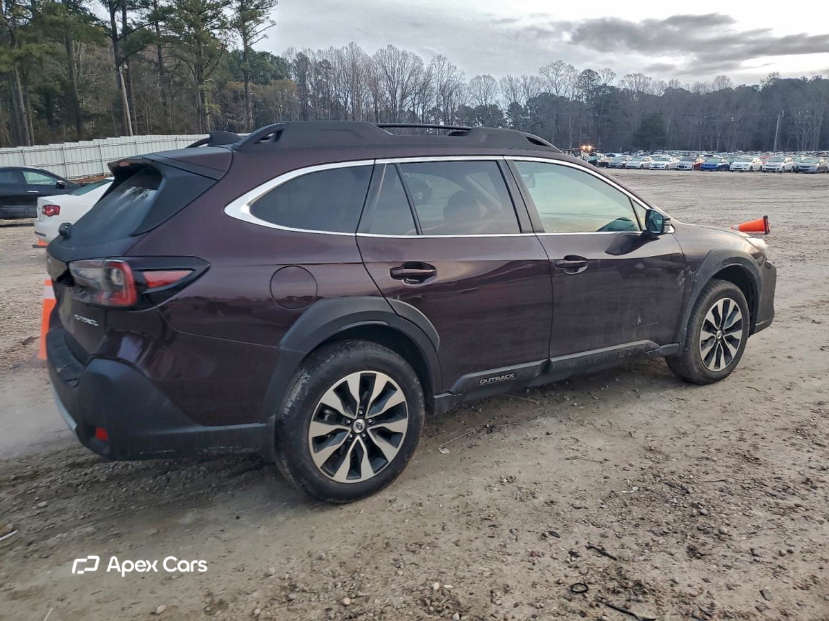 Subaru Outback 2025