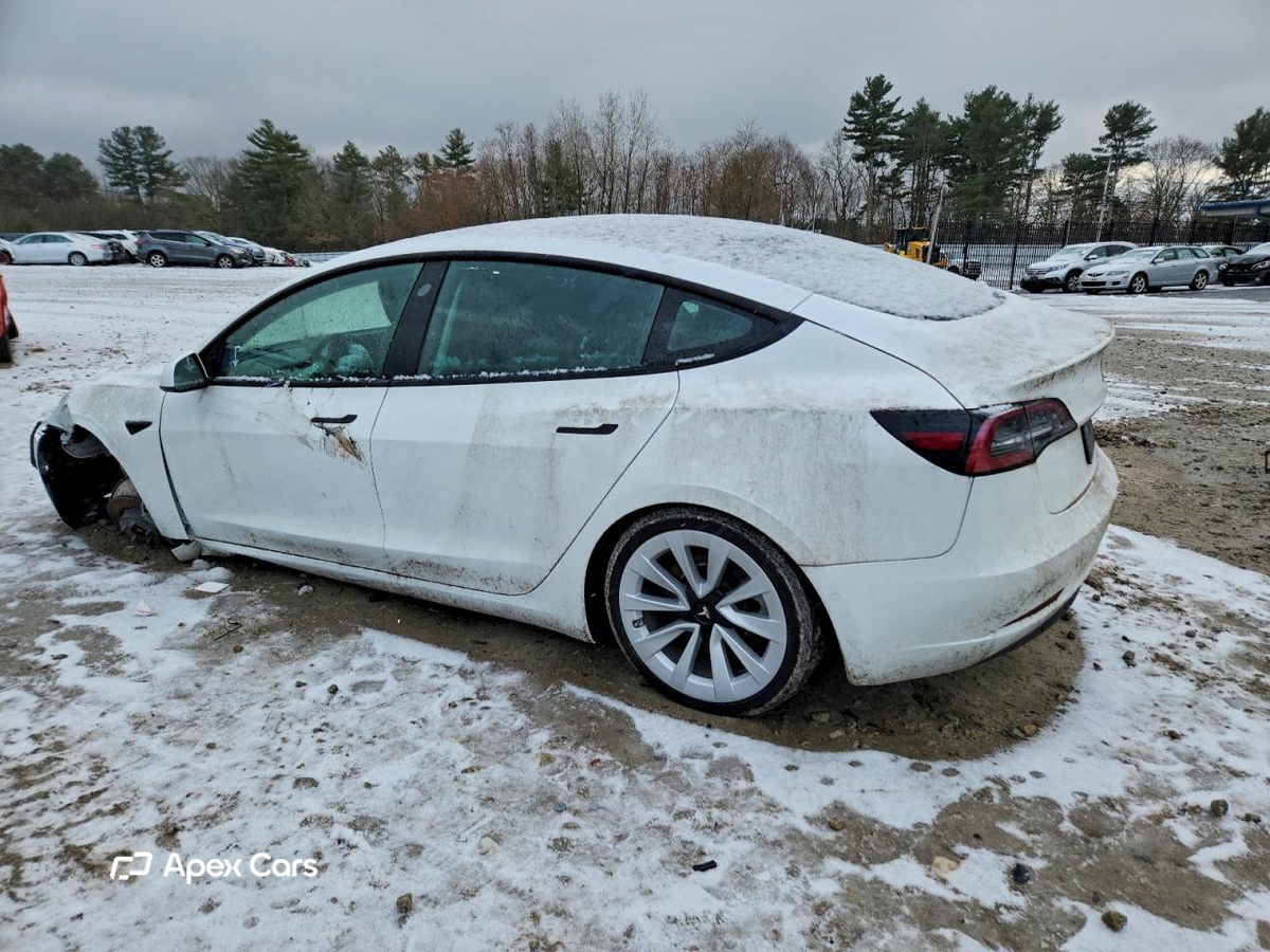 Tesla Model 3 2022