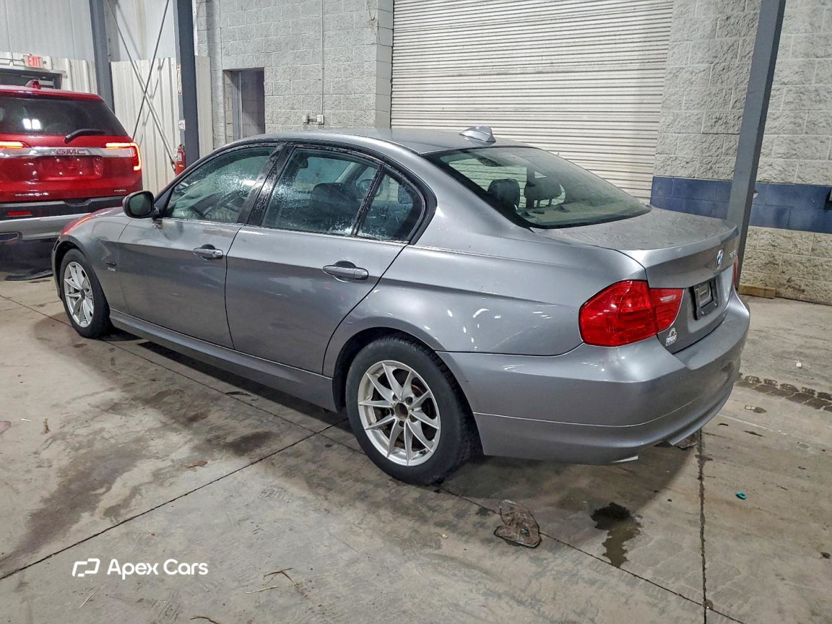 BMW Series 3 2010