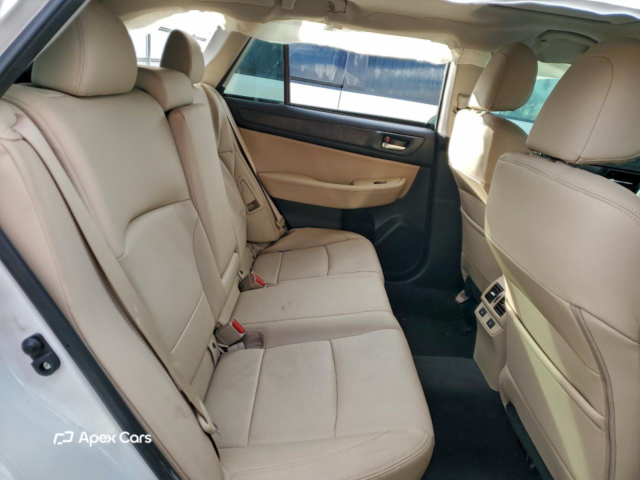 Subaru Outback 2016