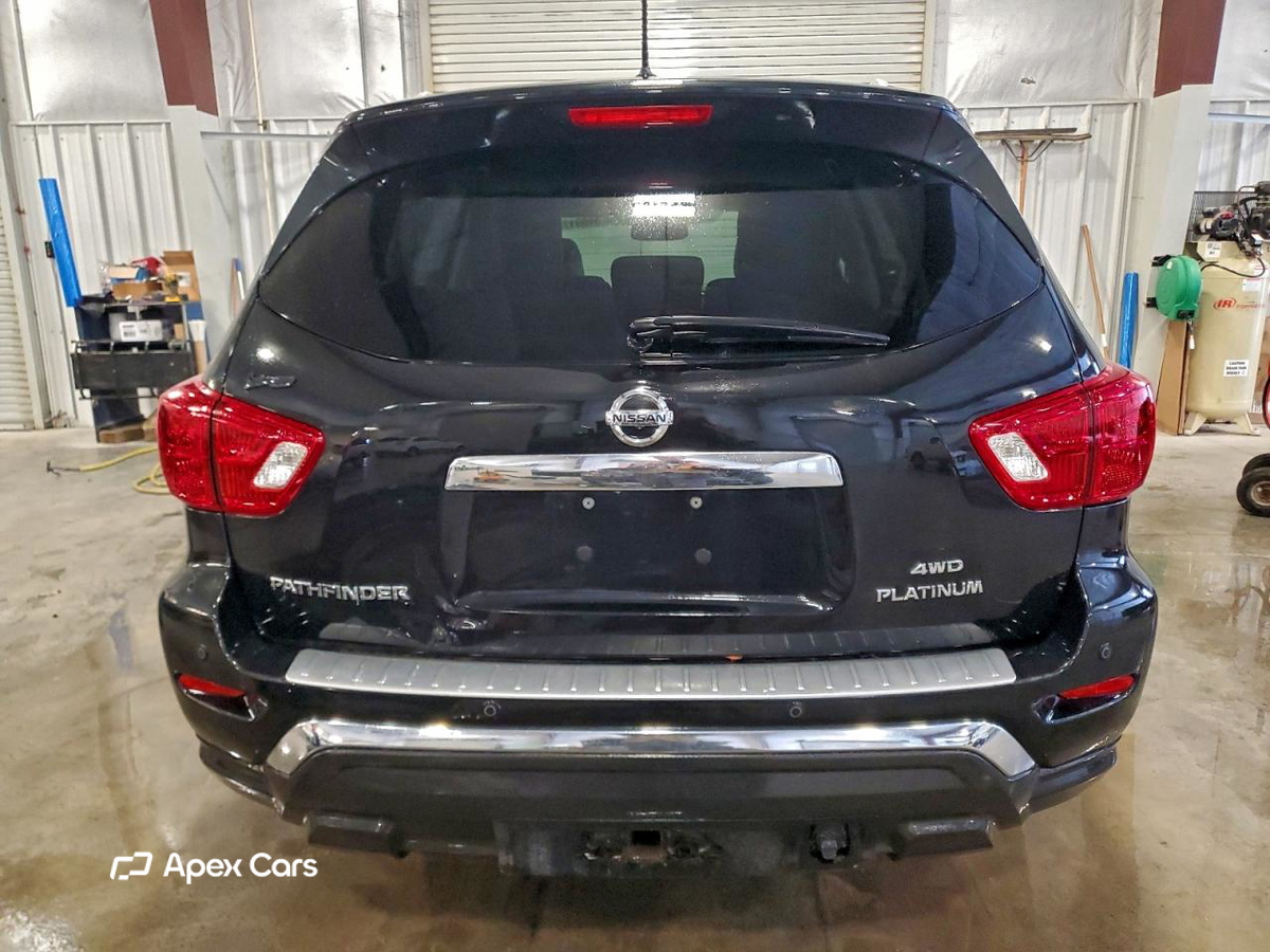 Nissan Pathfinder 2018