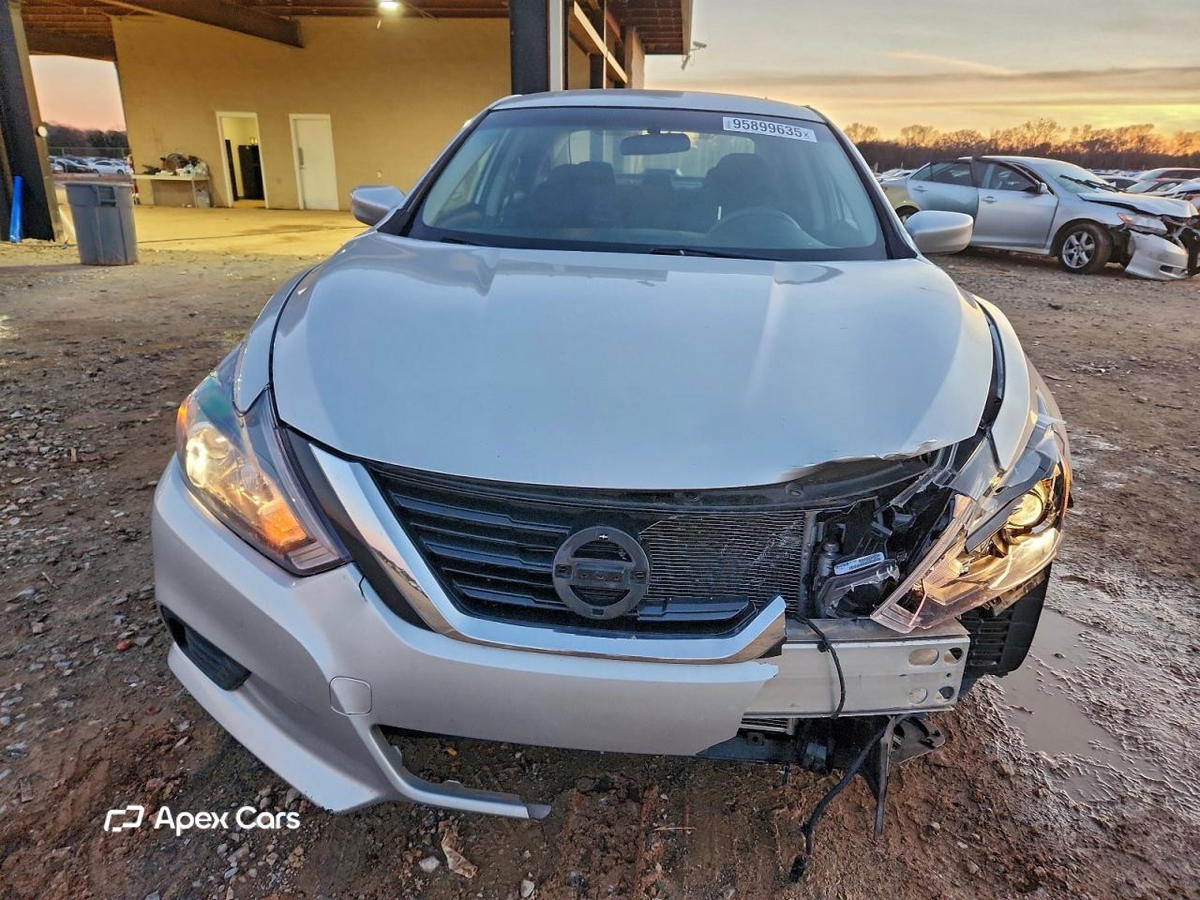 Nissan Altima 2017