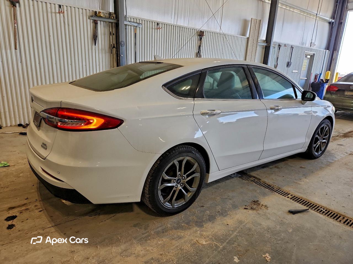 Ford Fusion 2020
