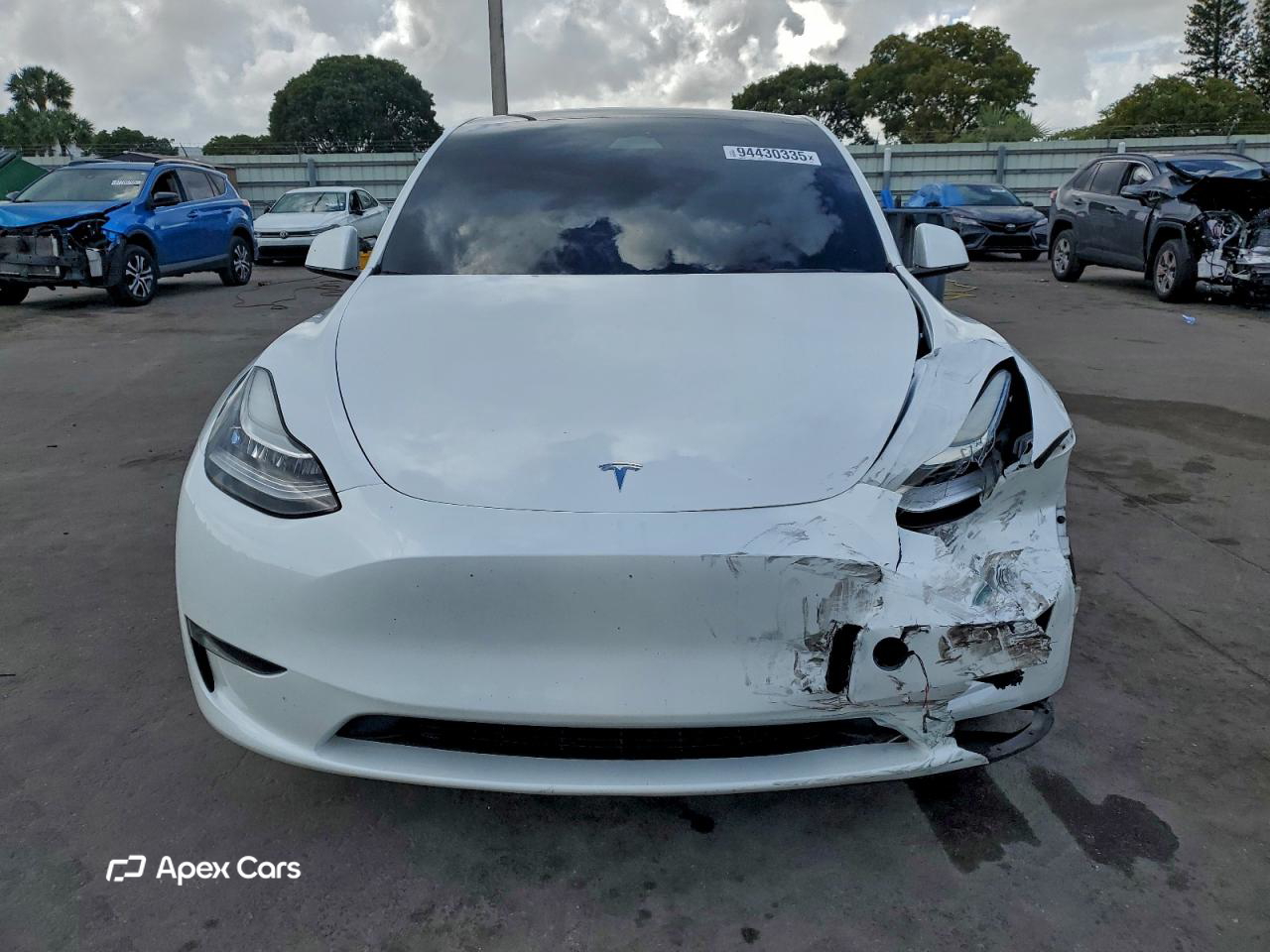 Tesla Model Y 2023