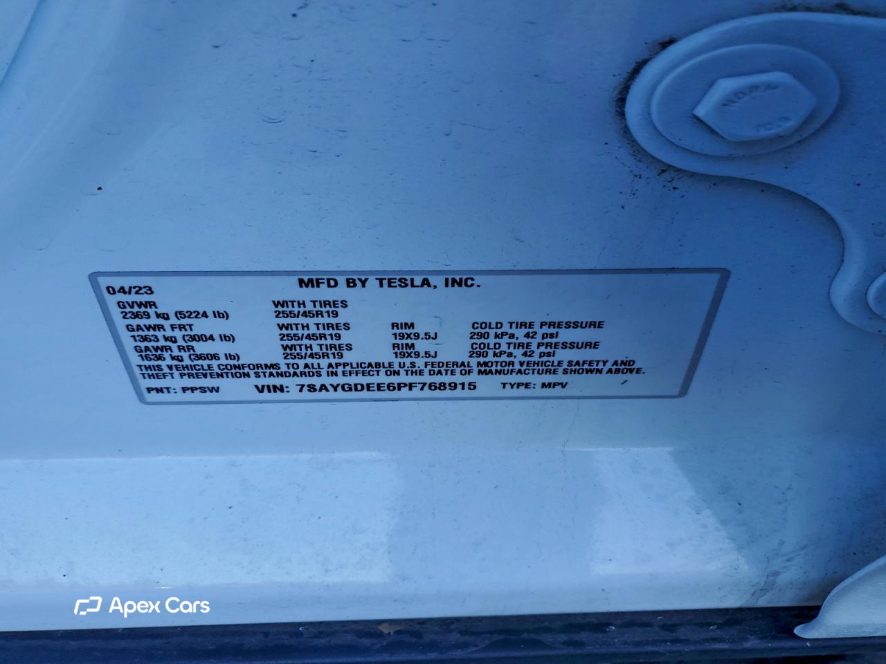 Tesla Model Y 2023