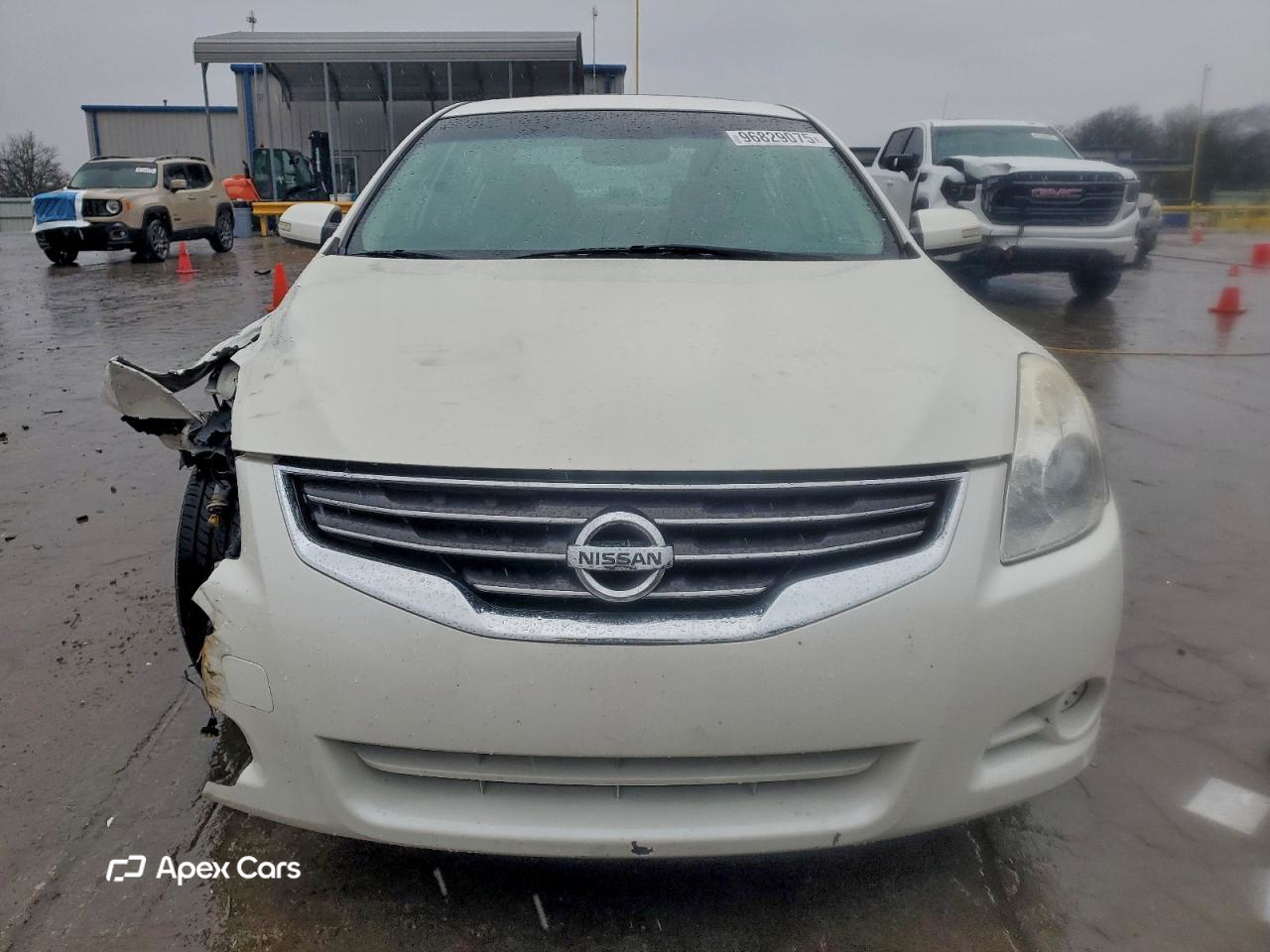 Nissan Altima 2011