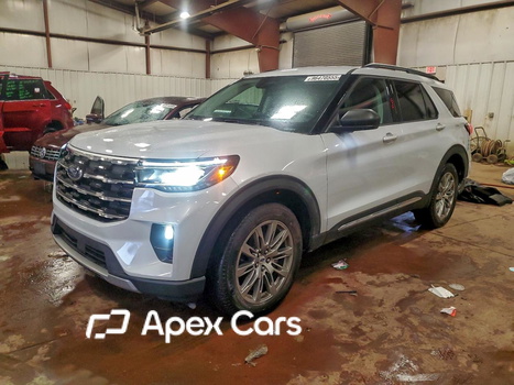 Ford Explorer 2025 - Image 1 of 13