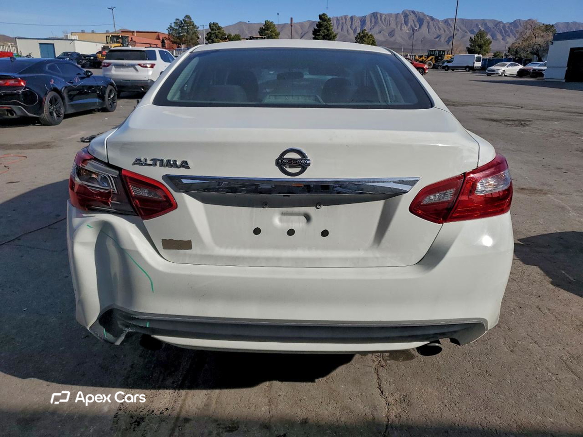 Nissan Altima 2018