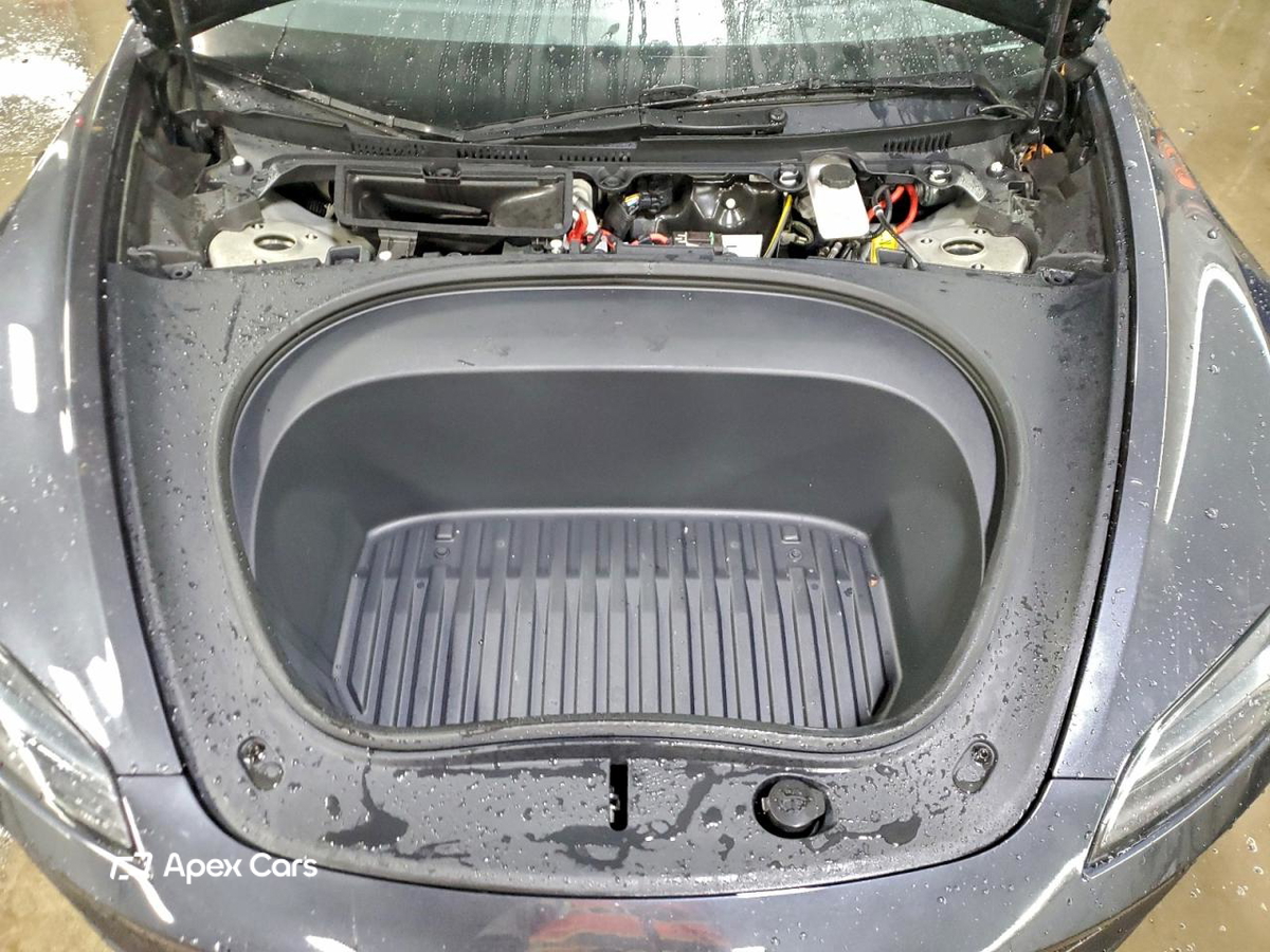 Tesla Model 3 2025