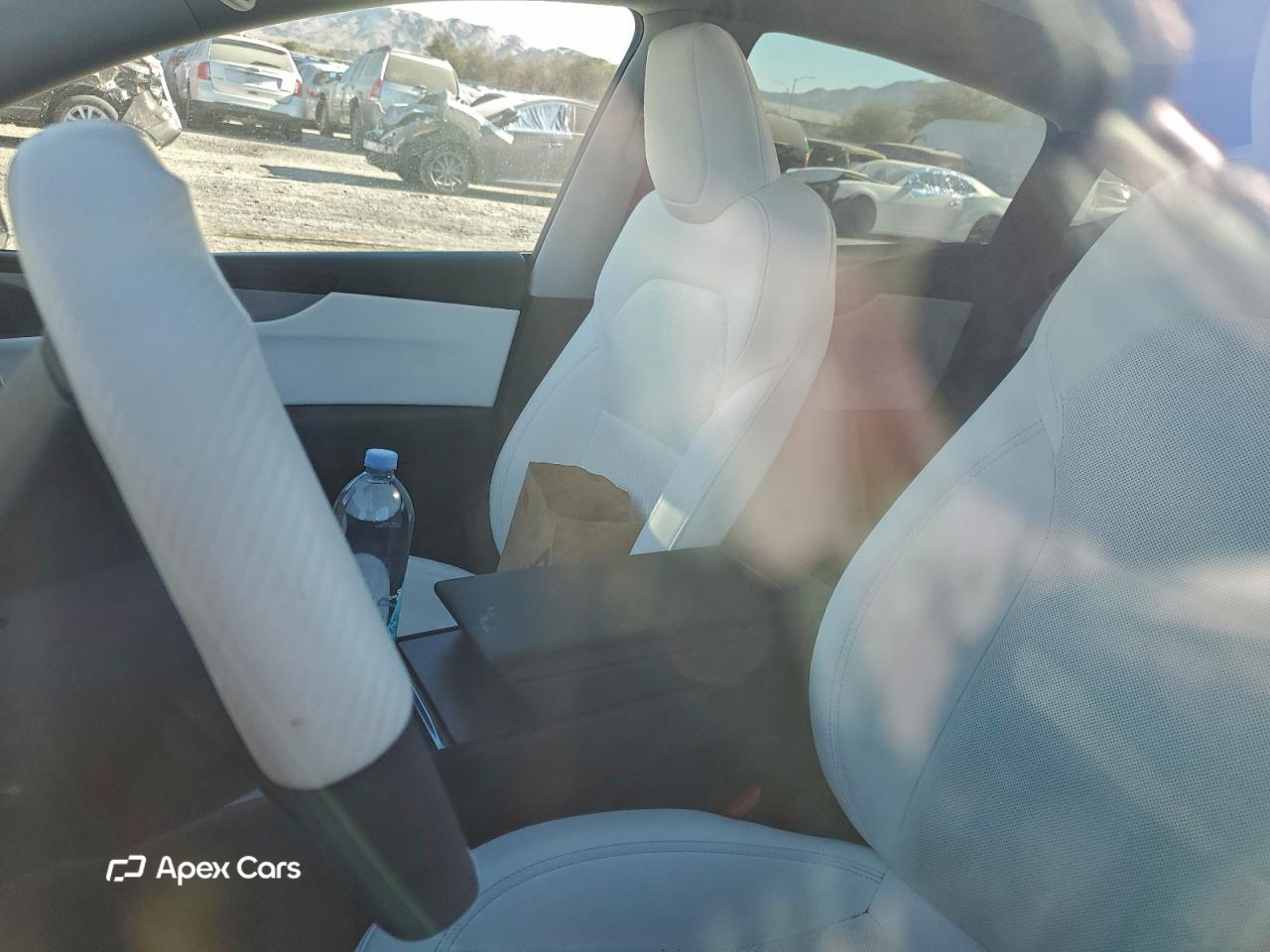 Tesla Model Y 2026