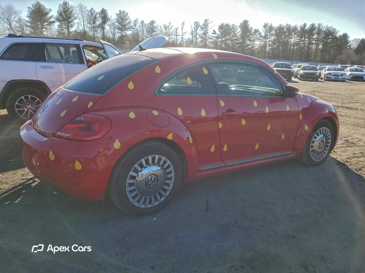 Volkswagen Beetle 2013