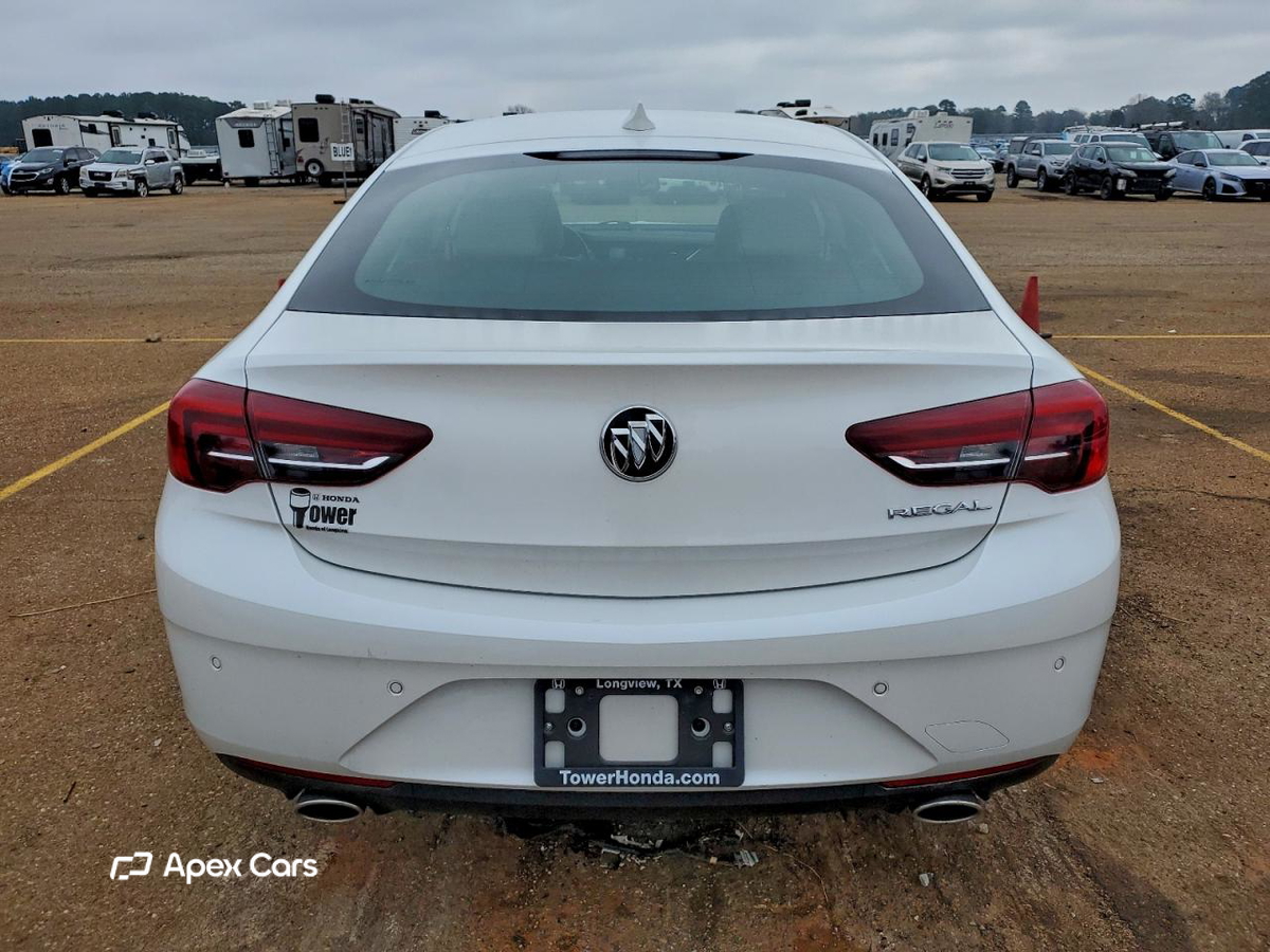 Buick Regal 2019