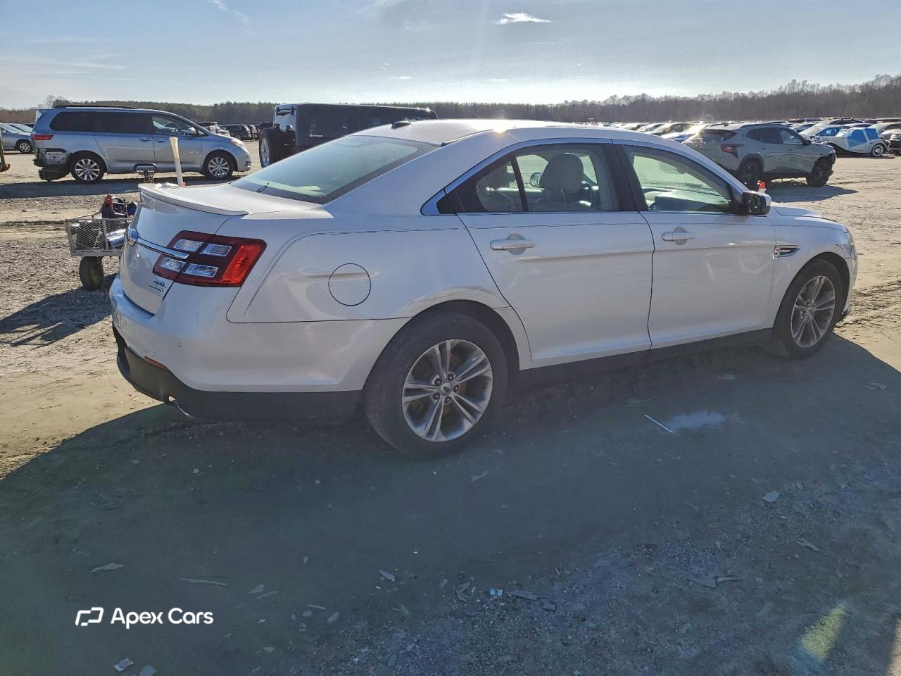 Ford Taurus 2015