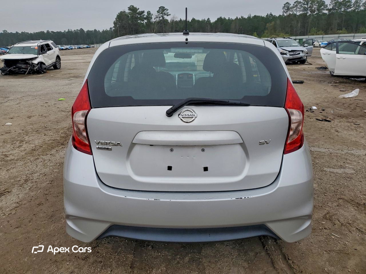 Nissan Versa 2018