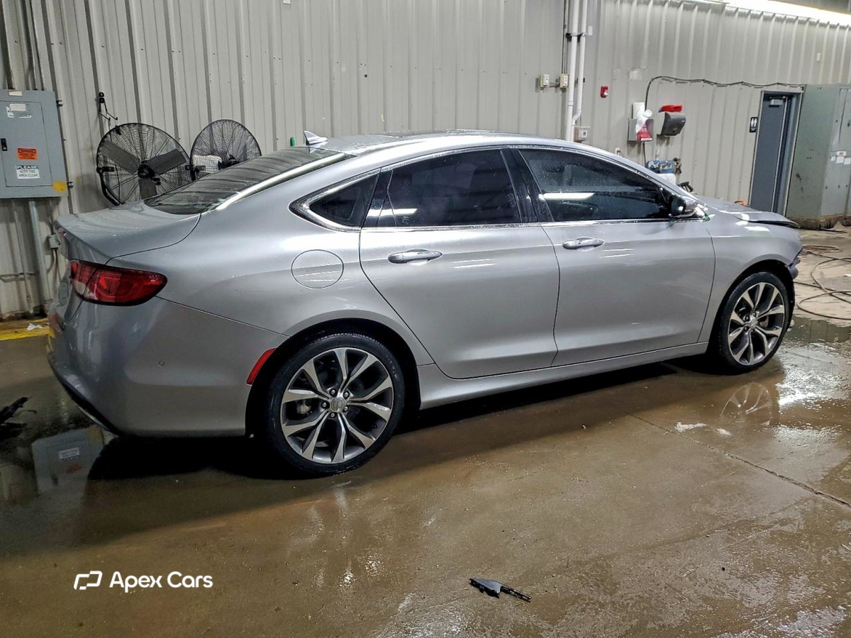 Chrysler 200 2015