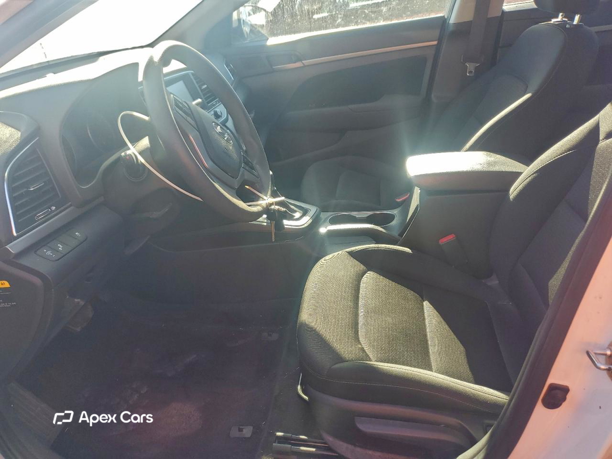 Hyundai Elantra 2018