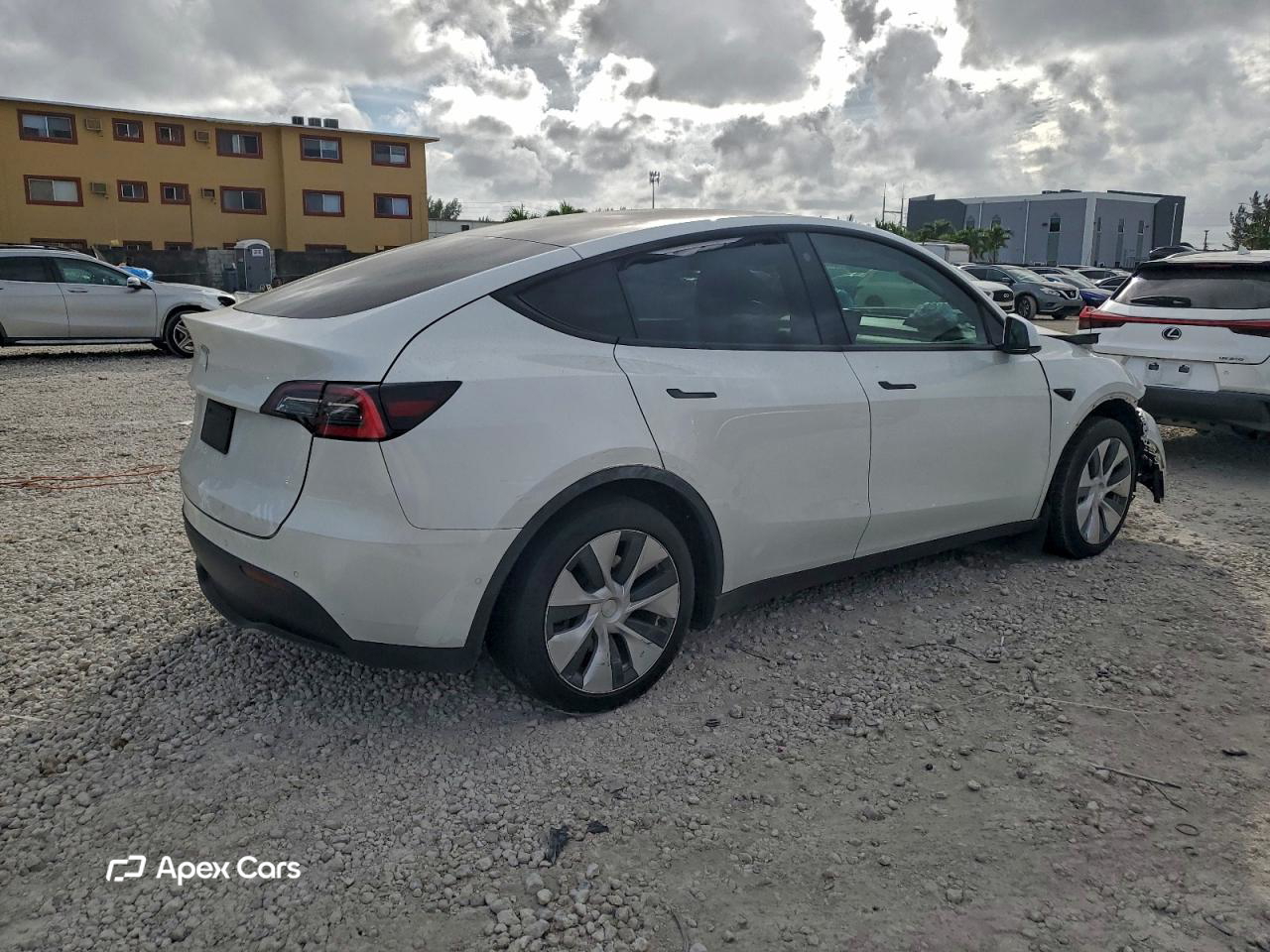 Tesla Model Y 2021