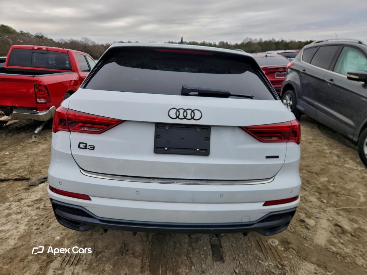 Audi Q3 2021