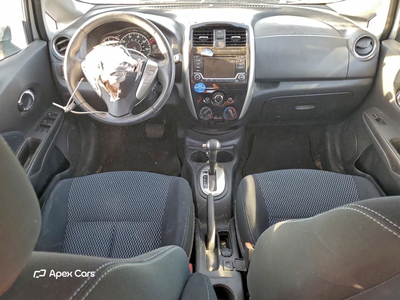 Nissan Versa 2016