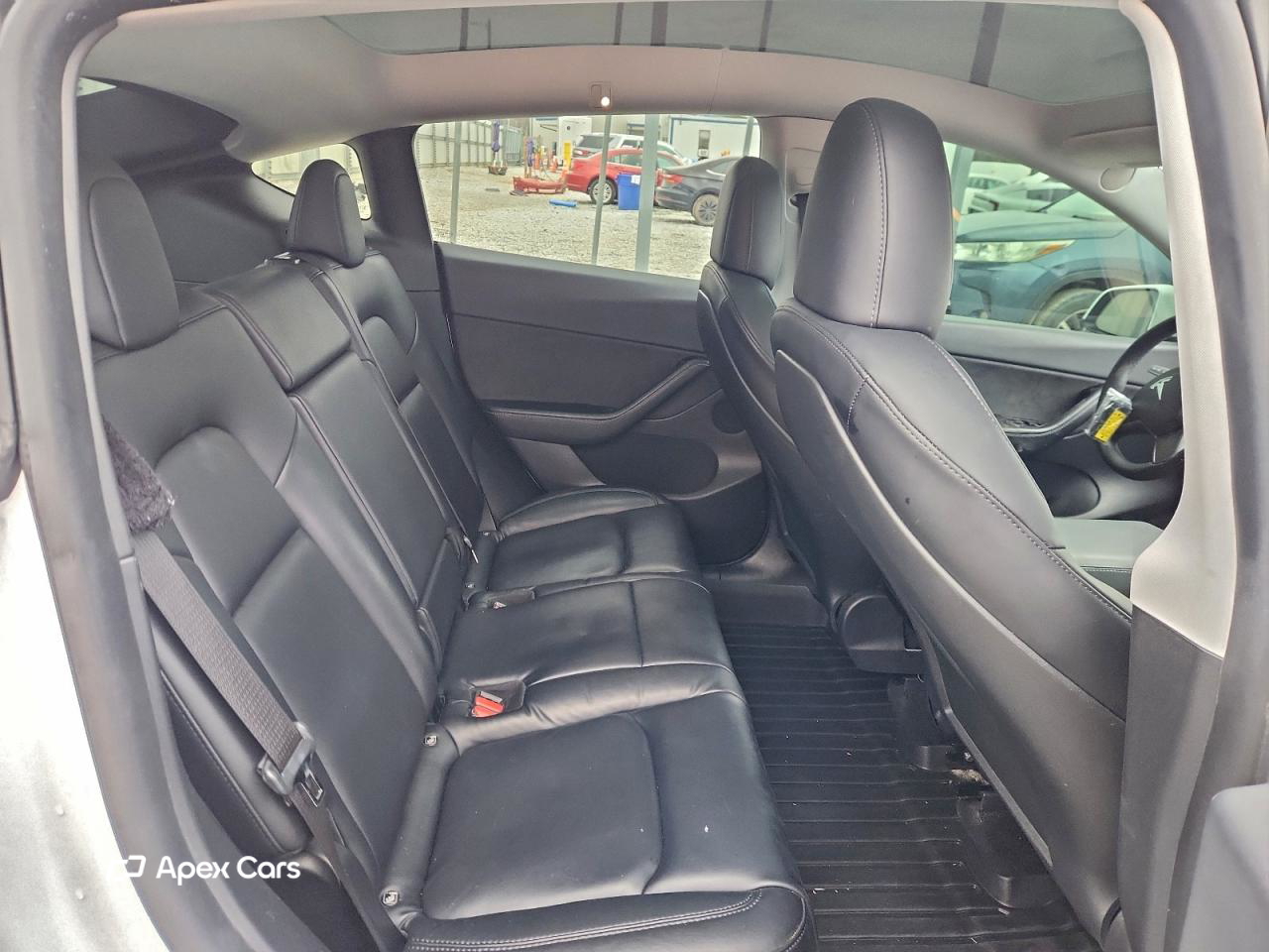 Tesla Model Y 2021