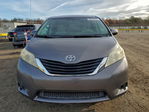 Toyota Sienna 2011