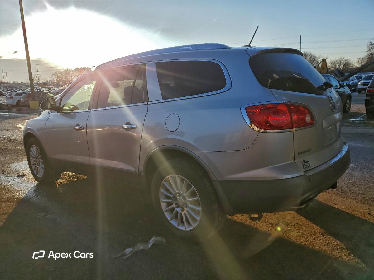 Buick Enclave 2011