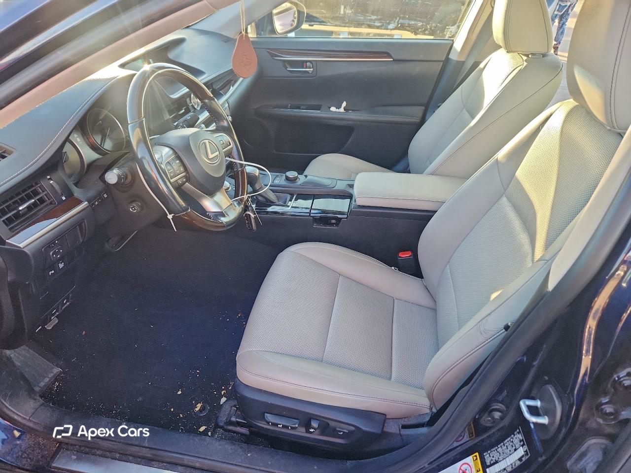 Lexus ES 2016