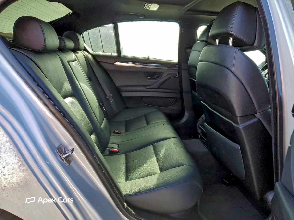 BMW Series 5 2011