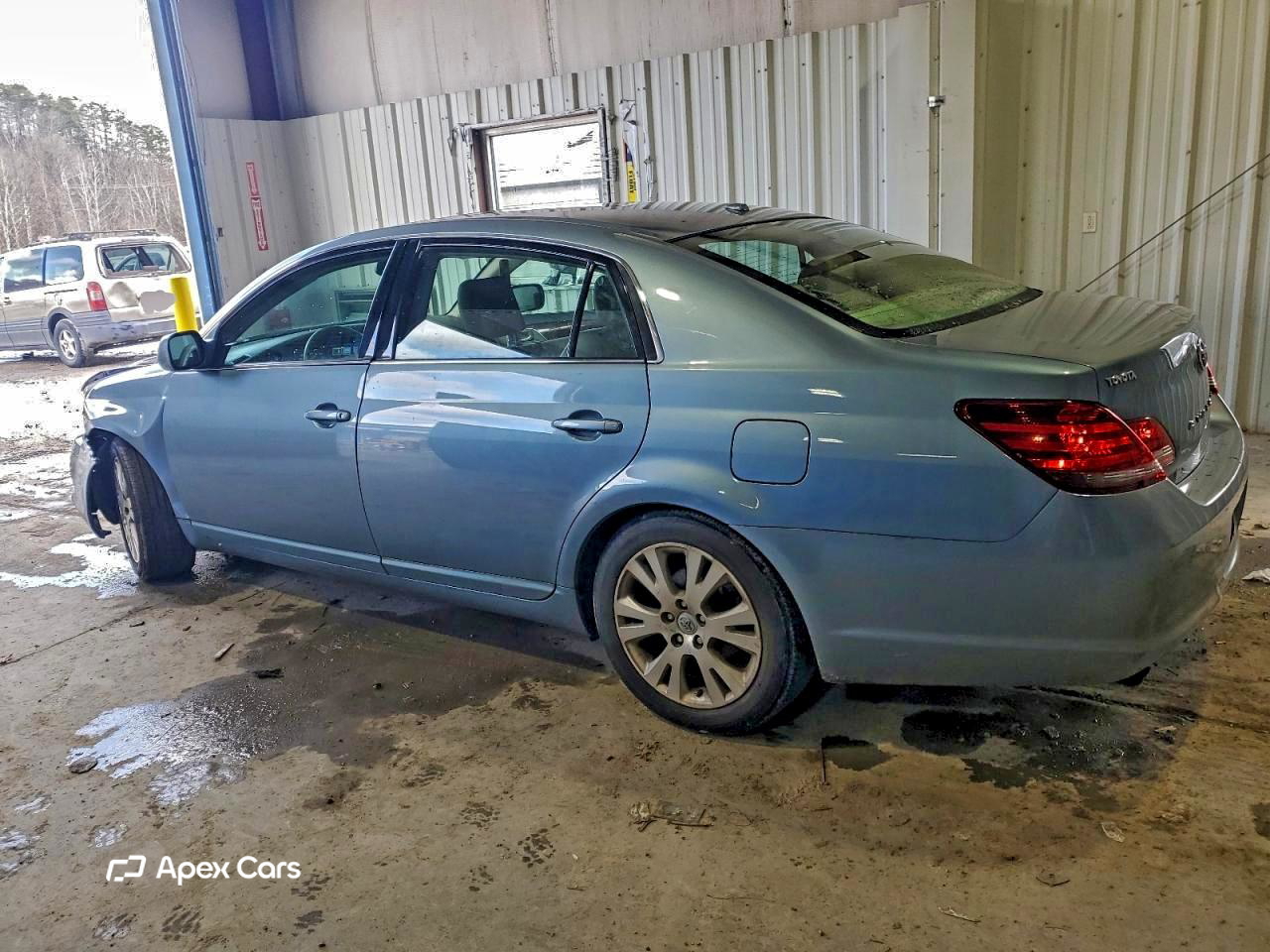 Toyota Avalon 2010