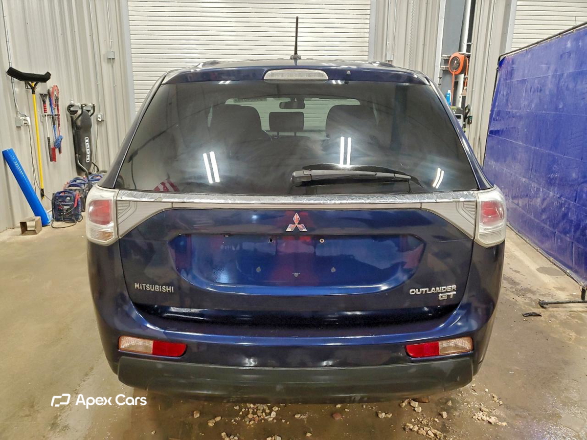 Mitsubishi Outlander 2014
