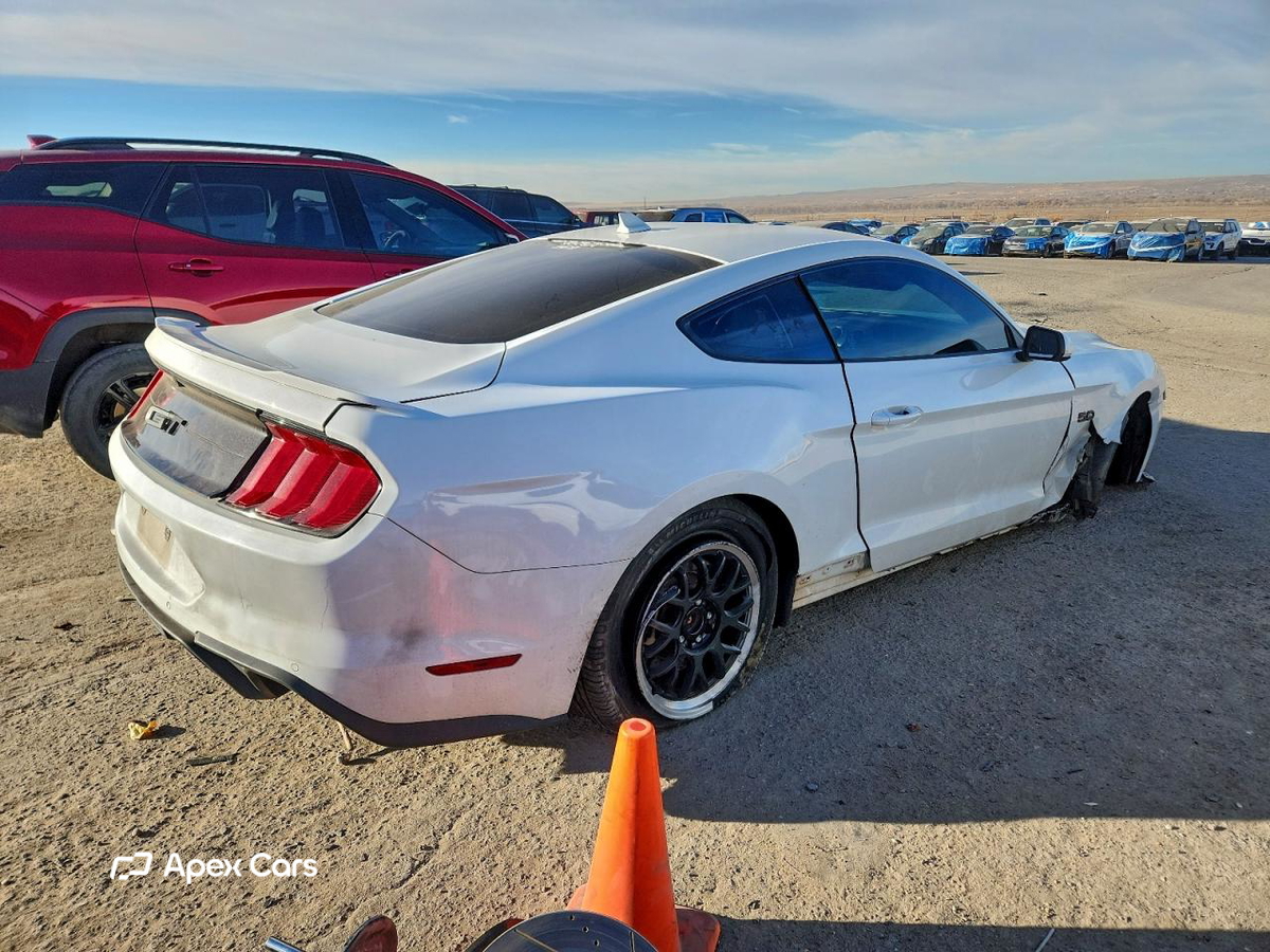 Ford Mustang 2021