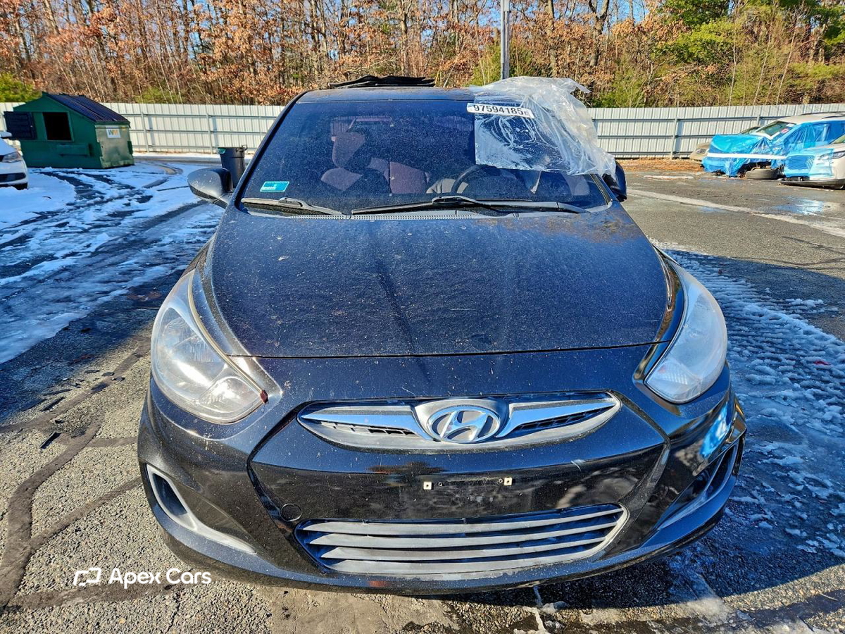 Hyundai Accent 2014