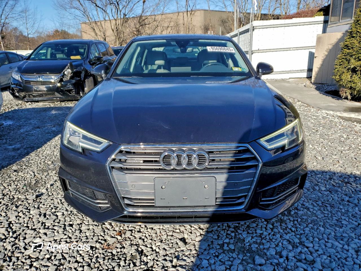Audi A4 2018