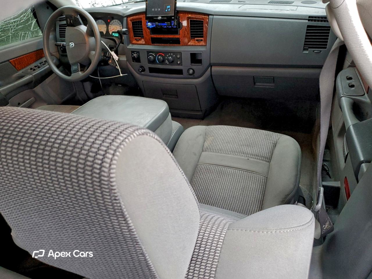 Dodge RAM 2006