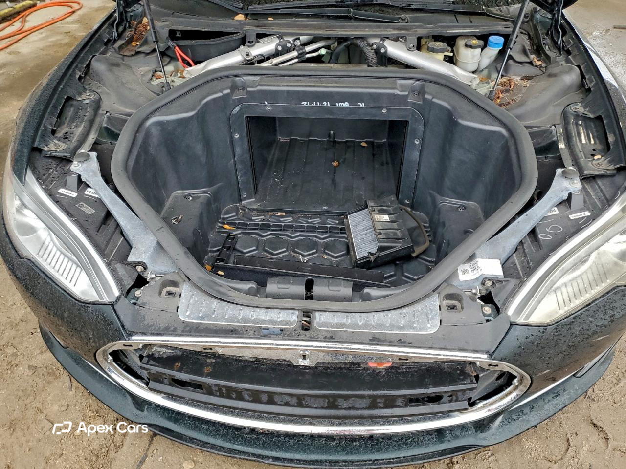 Tesla Model S 2013