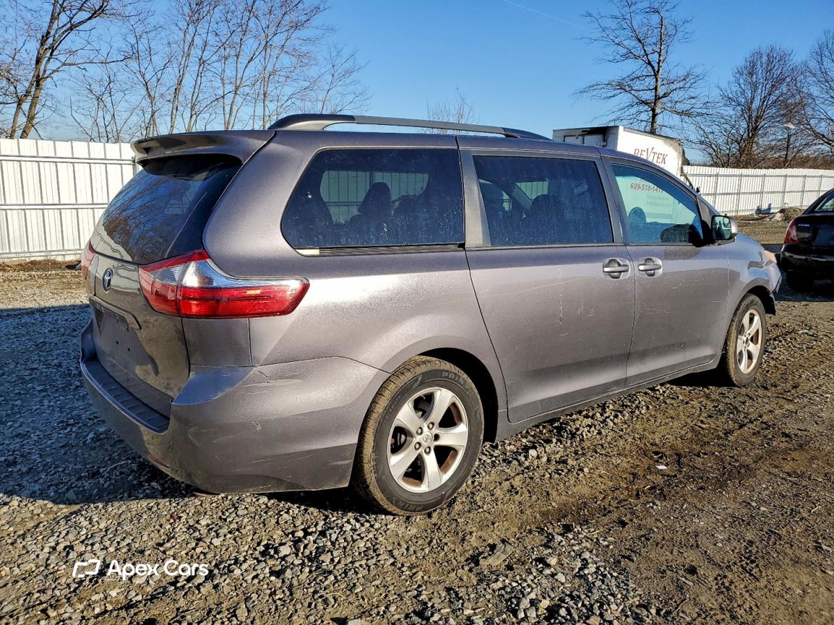 Toyota Sienna 2015