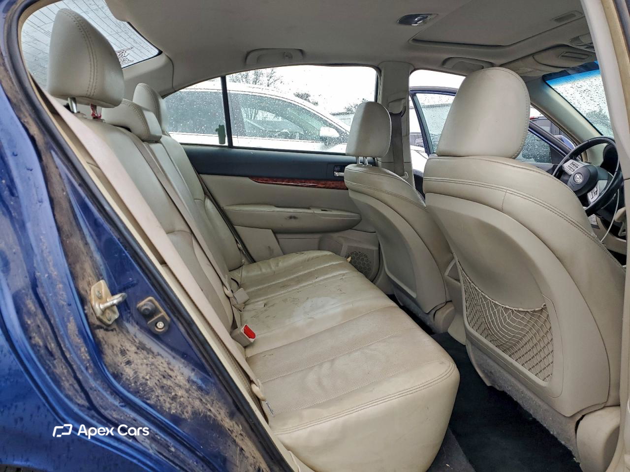 Subaru Legacy 2011