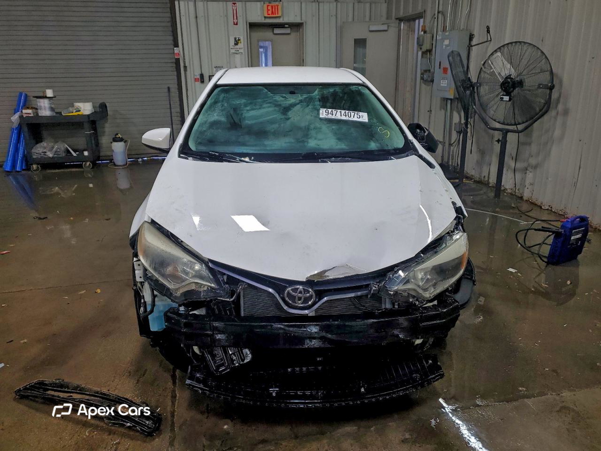 Toyota Corolla 2015