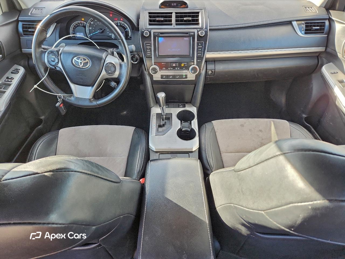 Toyota Camry 2012