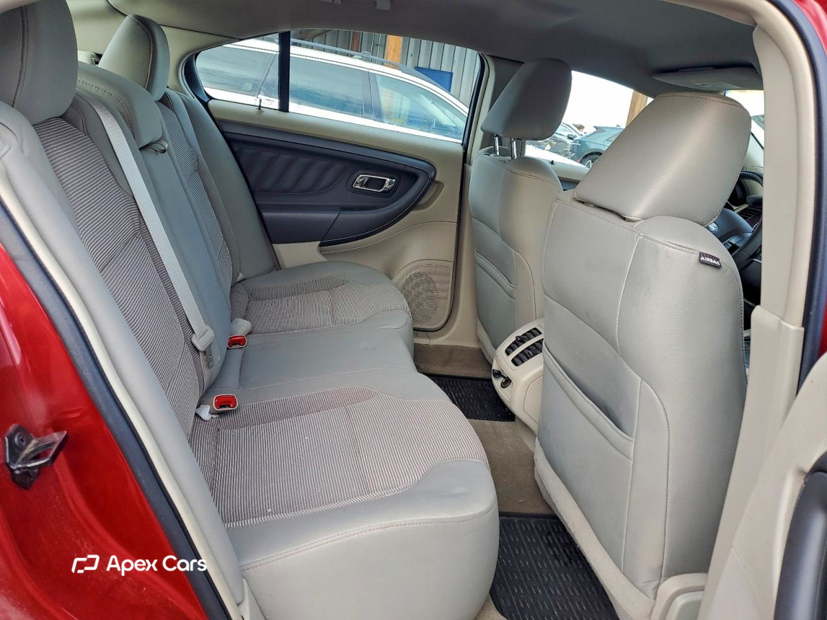 Ford Taurus 2011