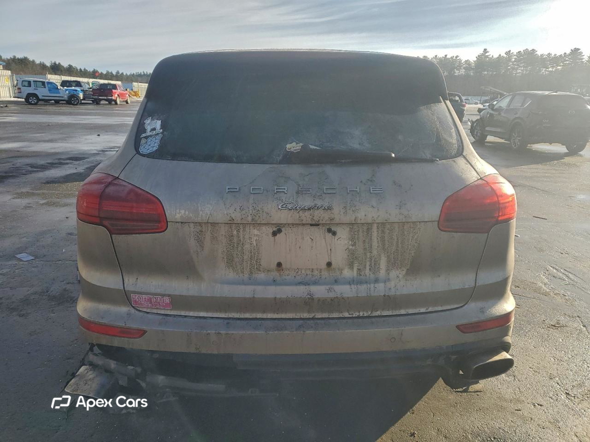 Porsche Cayenne 2016