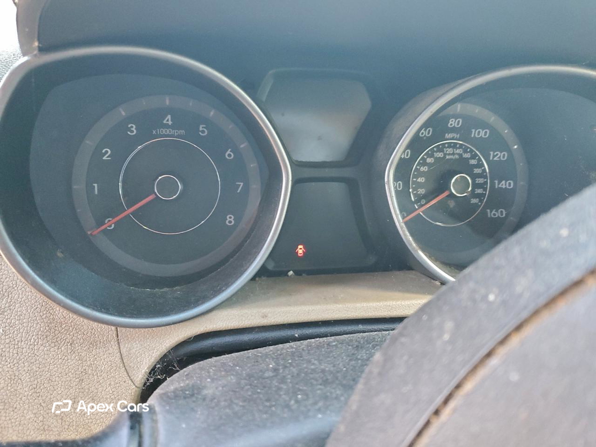 Hyundai Elantra 2013