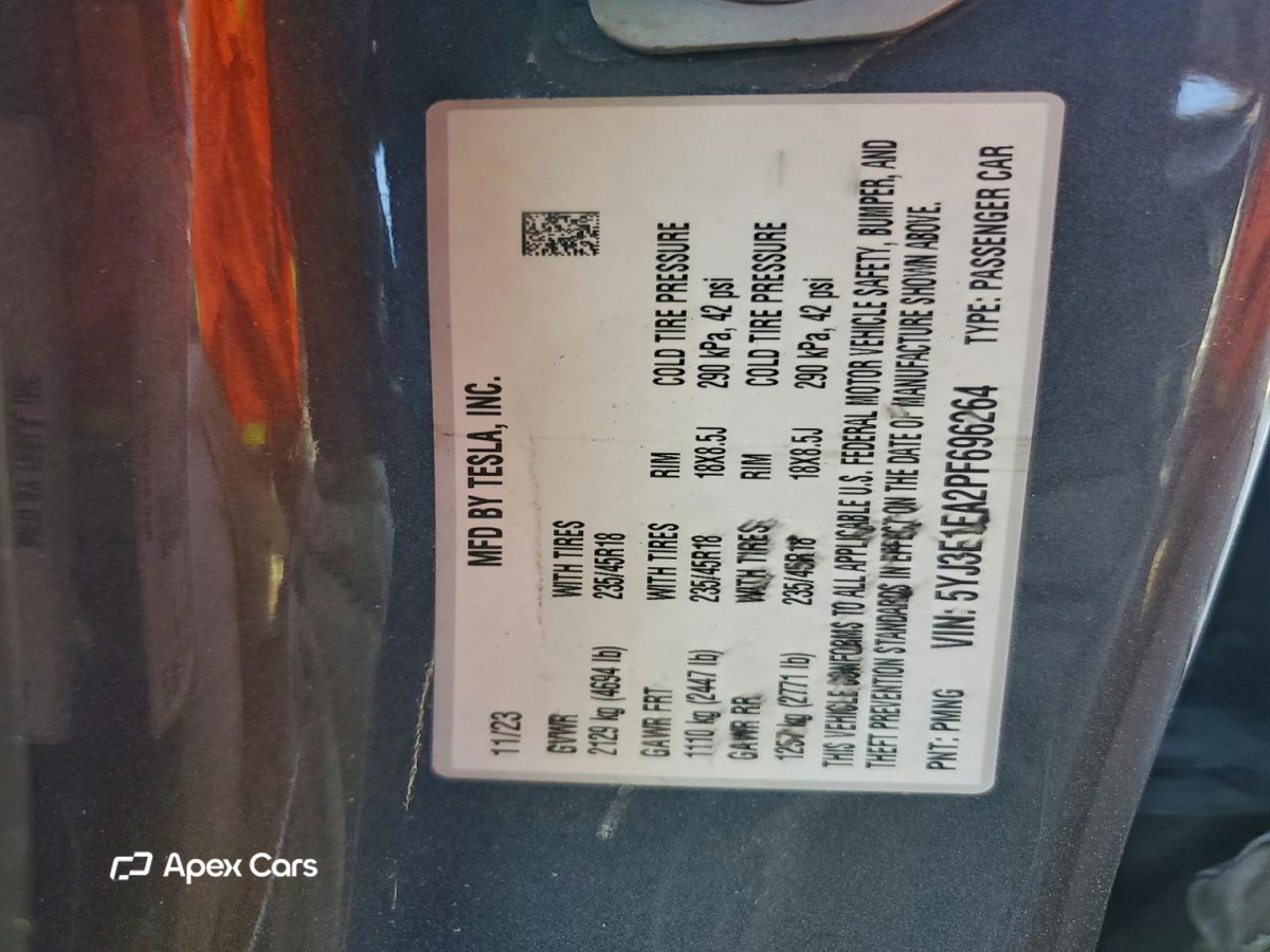 Tesla Model 3 2023