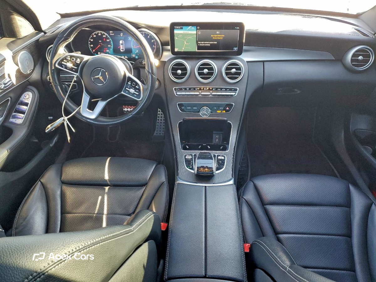 Mercedes-Benz  2020