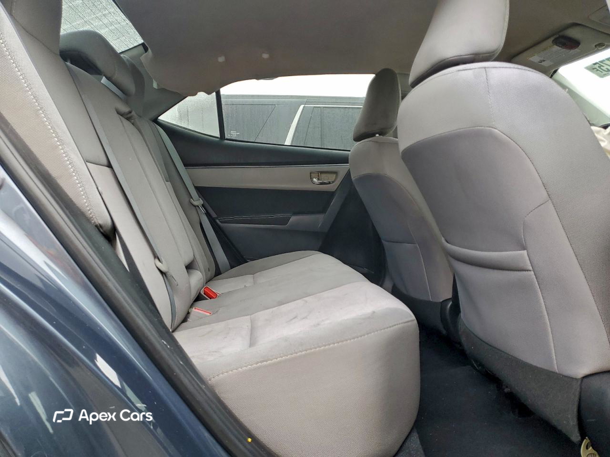 Toyota Corolla 2015
