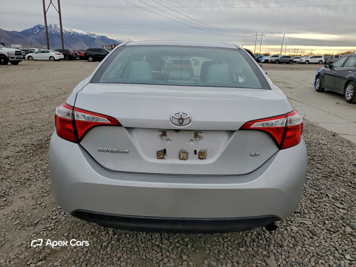 Toyota Corolla 2015