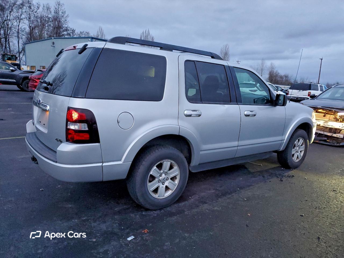 Ford Explorer 2010