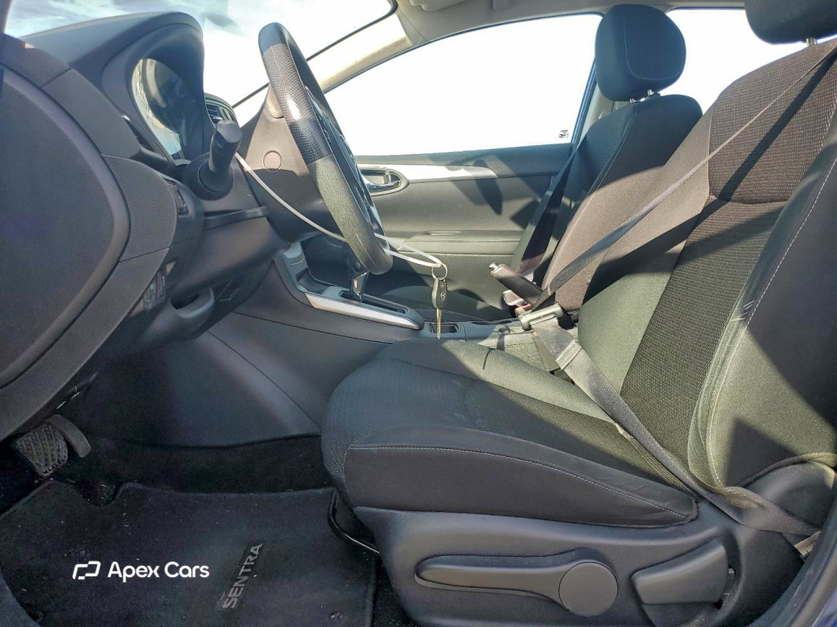 Nissan Sentra 2019