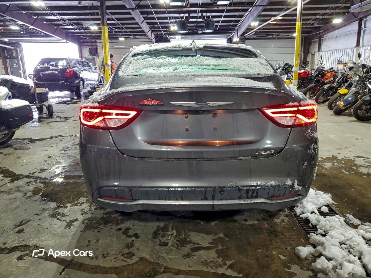 Chrysler 200 2015